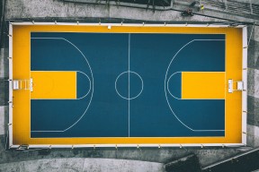 Duomi sports-体坛双星同日闪耀，科维托娃大胜，巴黎圣日耳曼未来可期
